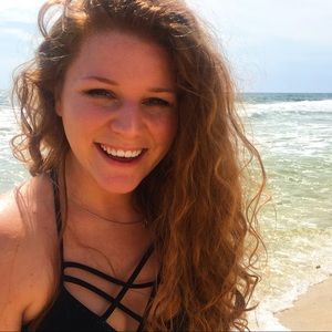 Meet your Posher, Devin